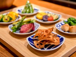 炭・肉と旬野菜 kazan3