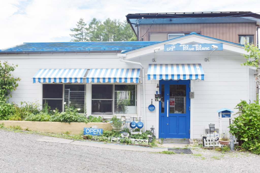 Café Blue Blanc（カフェブルーブラン）の外観