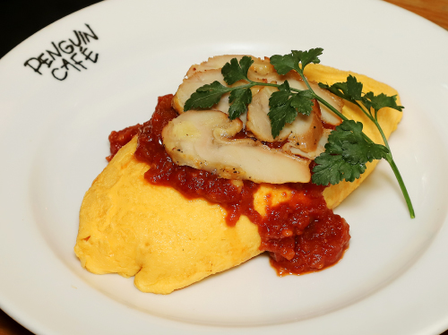 洋風食堂 Penguin Café（ペンギンカフェ）のオムライス（メキシカンソース）