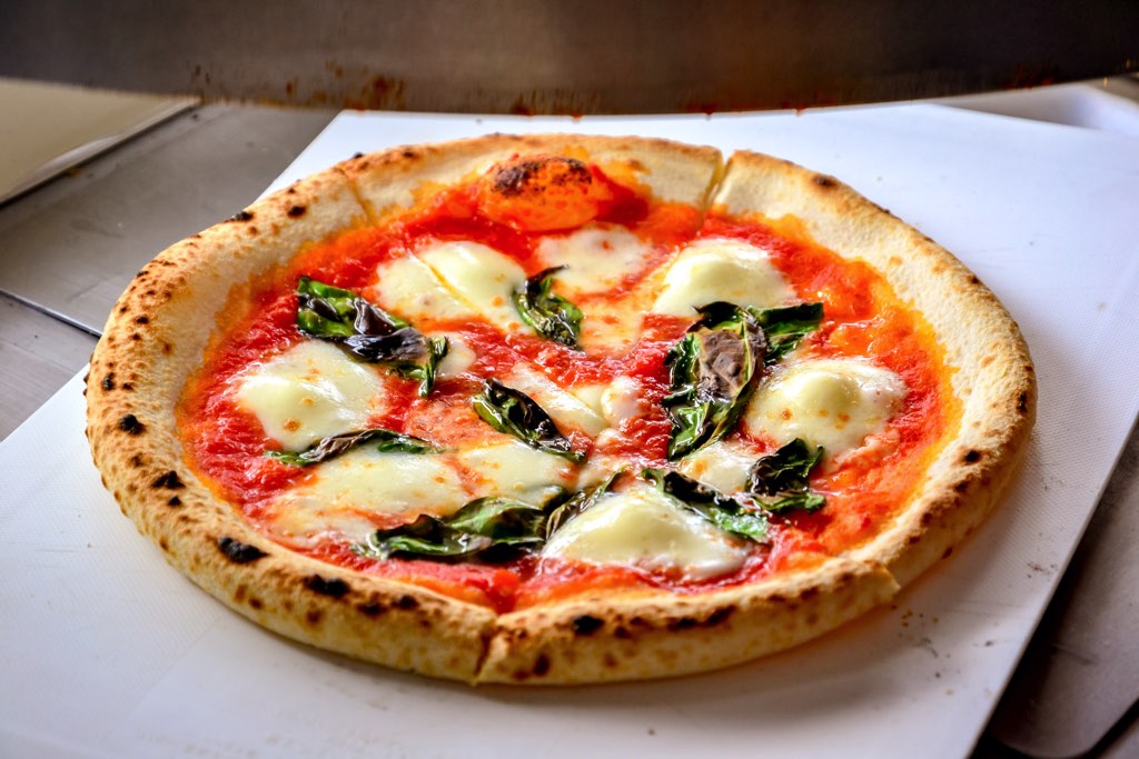 PIZZA BUONO（ボーノ）