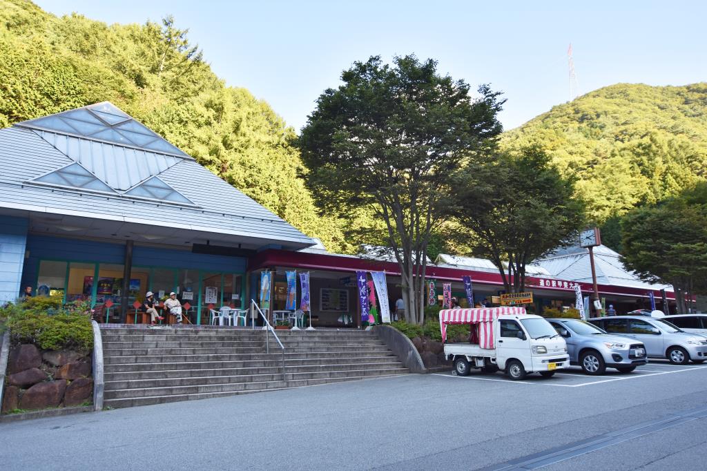 道の駅 甲斐大和 外観