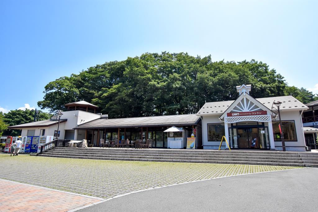 道の駅 かつやま 外観