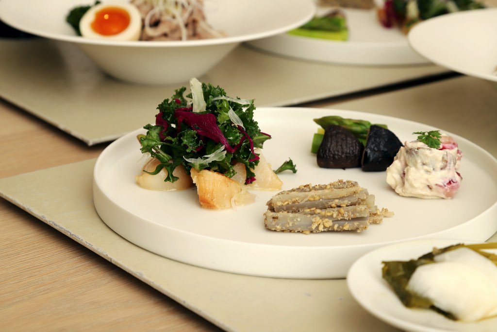 evam eva yamanashi味 写真1