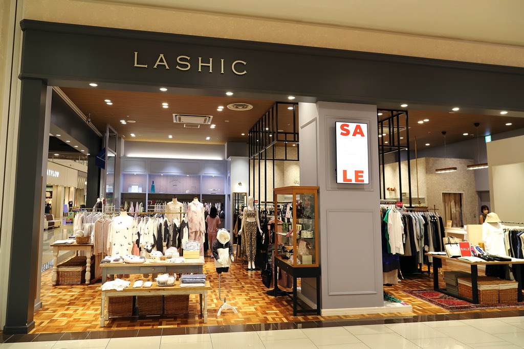 LASHICイオンモール甲府昭和店1