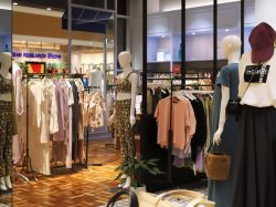 LASHICイオンモール甲府昭和店2