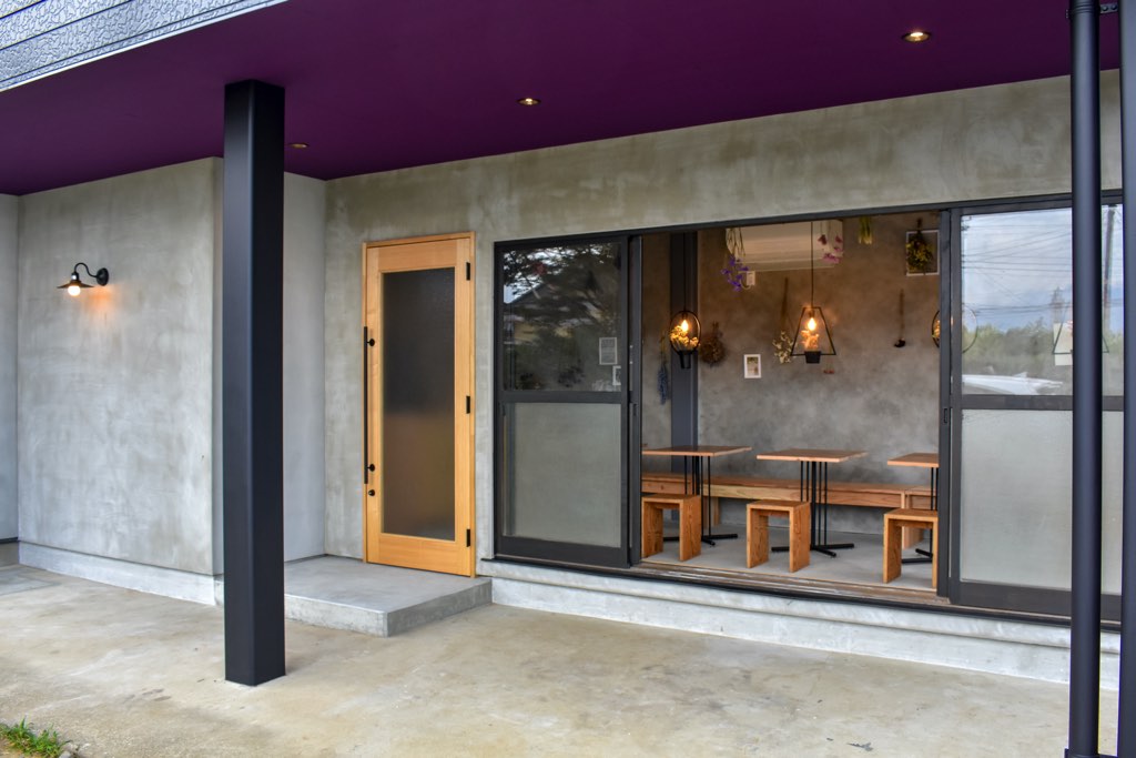 Cafe BelleRaisin（カフェベルレザン）