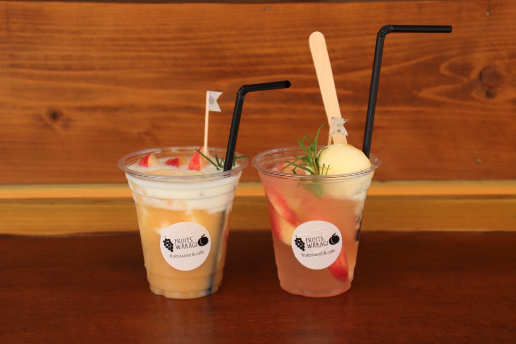 FRUITS WAKAGI fruits stand&café1