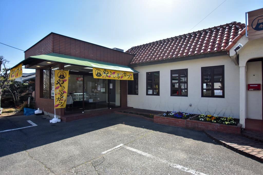 焼き芋カフェ なかむら屋 外観