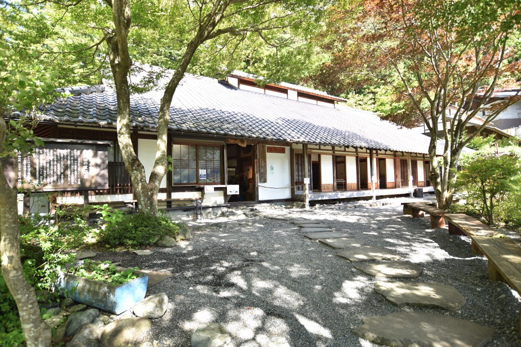 奈良田温泉 女帝の湯 外観