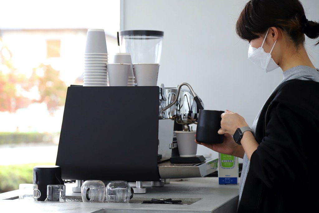 GRAY CUPS COFFEE STAND