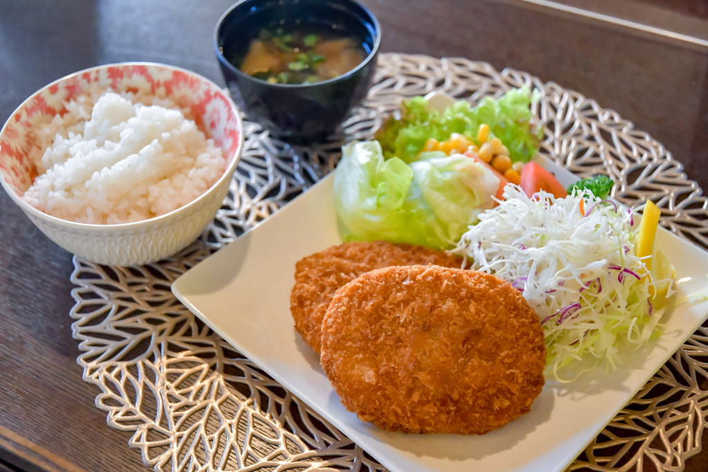 ごはんカフェ蔵のコロッケ