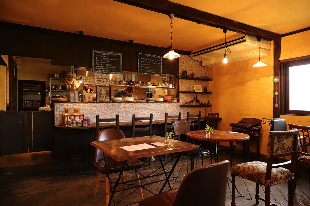 hava and spice（ハーヴァアンドスパイス）の店内