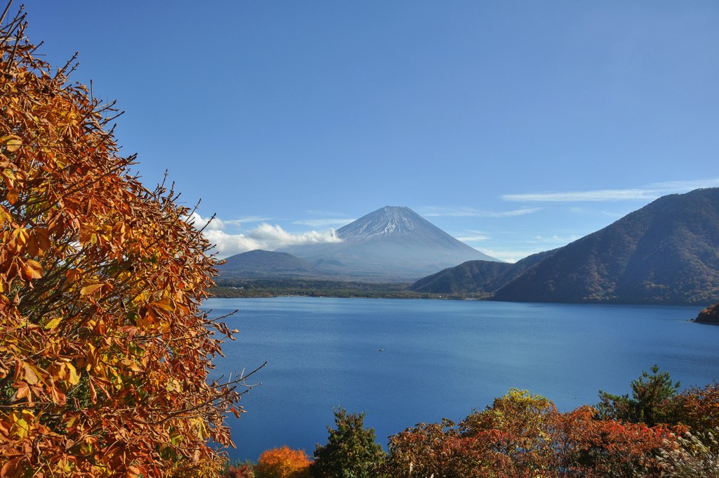 本栖湖 写真2
