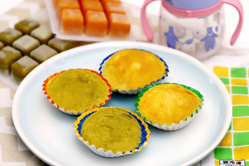 12～18か月ごろ（完了期）：バランスキューブ野菜カップケーキ