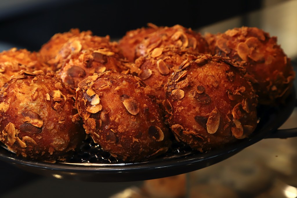 Akariya Bakery