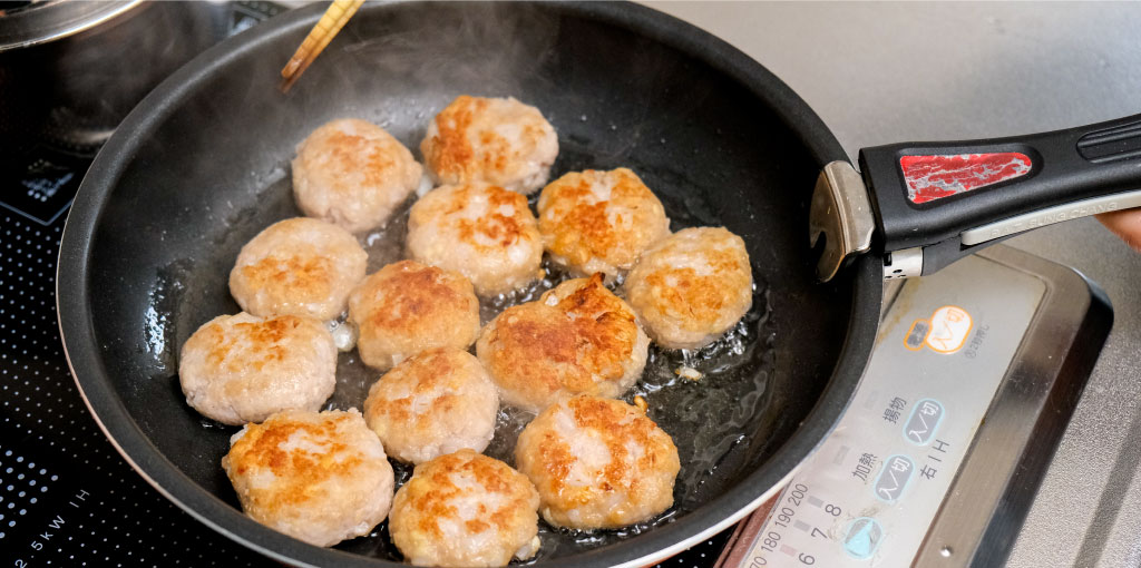 おから団子のケチャップ煮 レシピ工程2