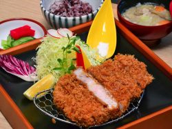 びっくりとんかつ 川 甲府里吉店