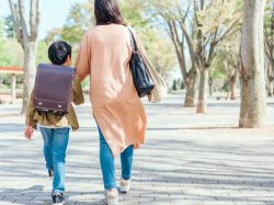 「小1の壁」どうやって乗り越えた？先輩ママに聞いてみた！