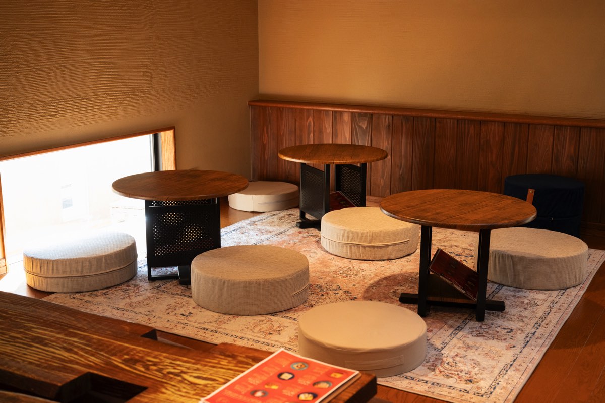 cafe RYO 内観