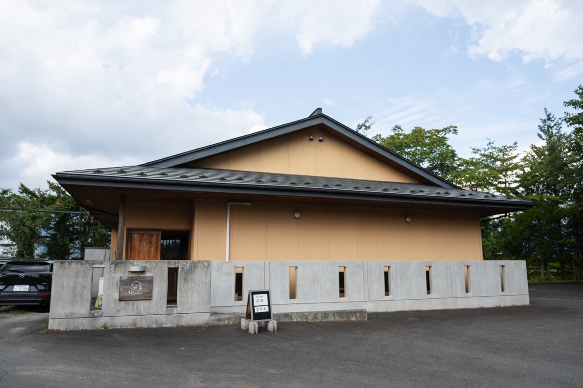 cafe RYO 外観