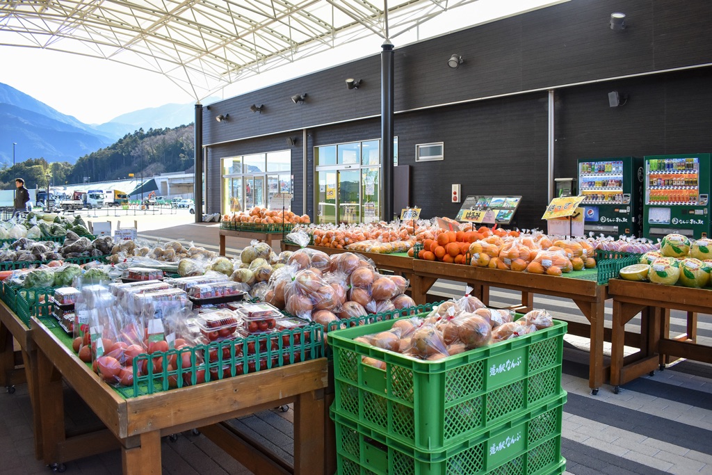 道の駅なんぶ 野菜の直売スペース