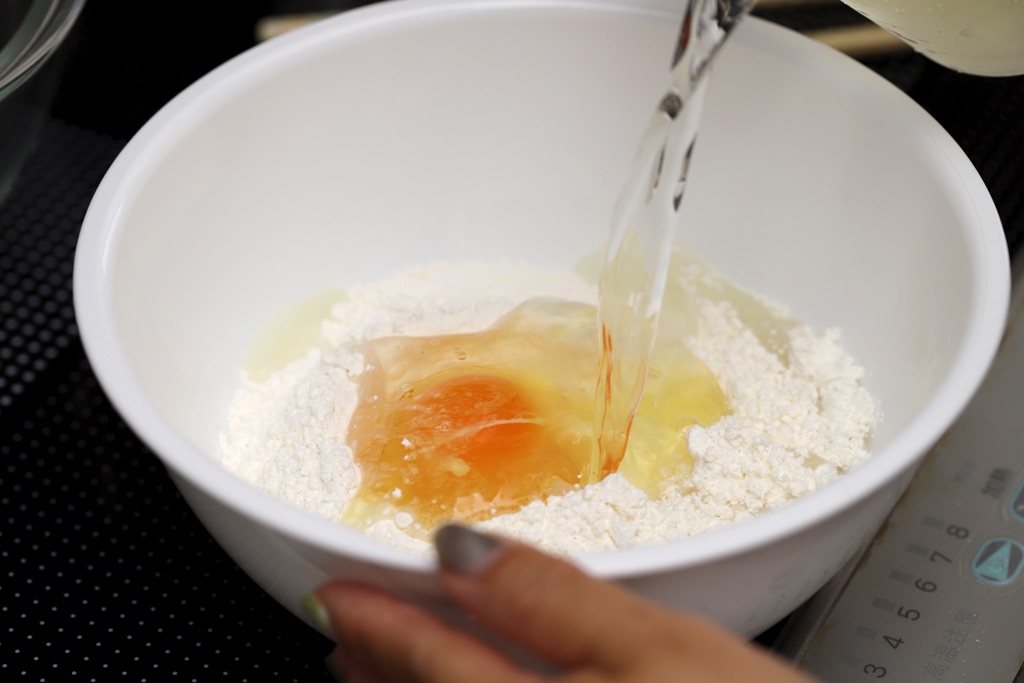 おうち縁日 ピザ風はし巻き 作り方１