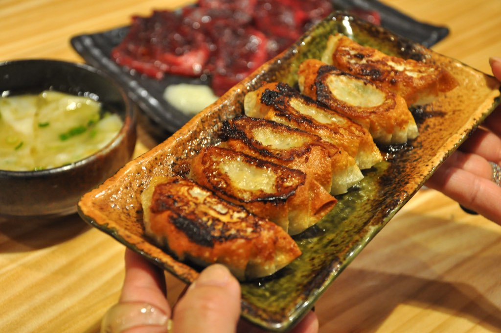屋台餃子 助兵衛