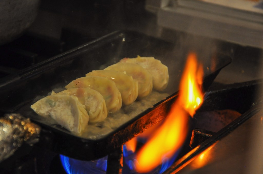 屋台餃子 助兵衛