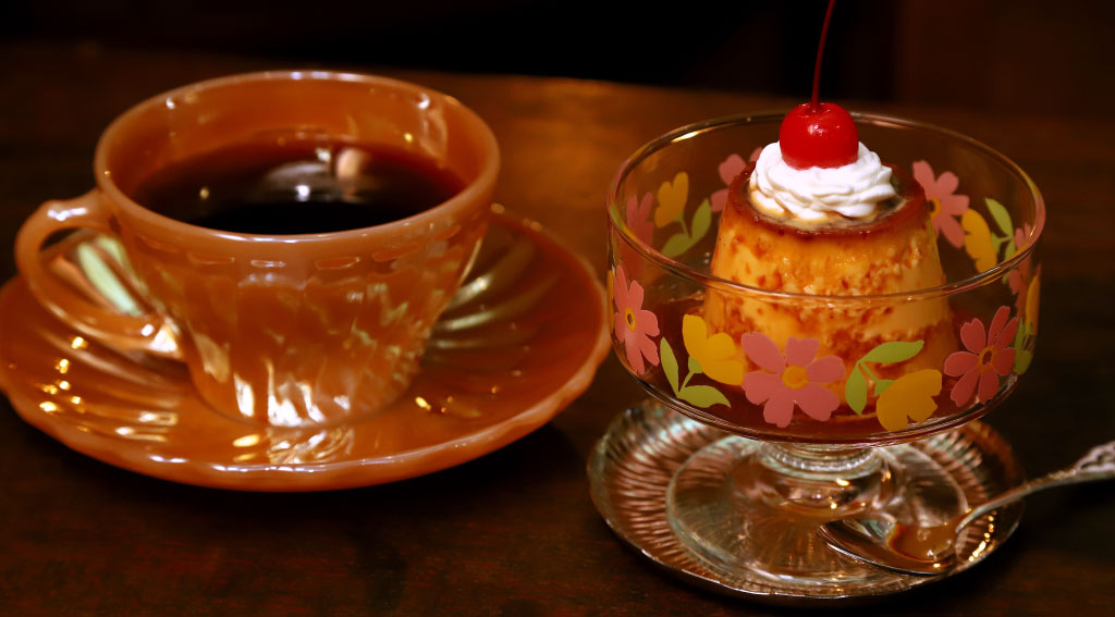 喫茶 時薬（トキグスリ）のプリンとコーヒー