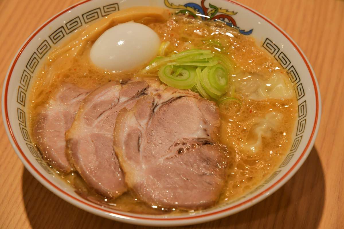ラーメンハチロク