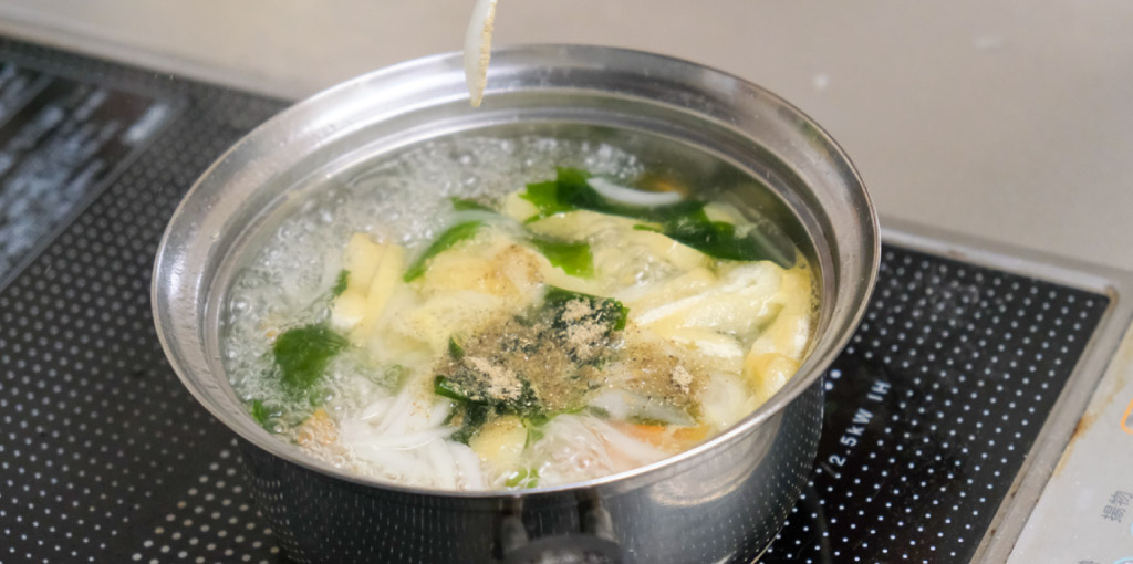 玉葱の味噌汁 レシピ工程2