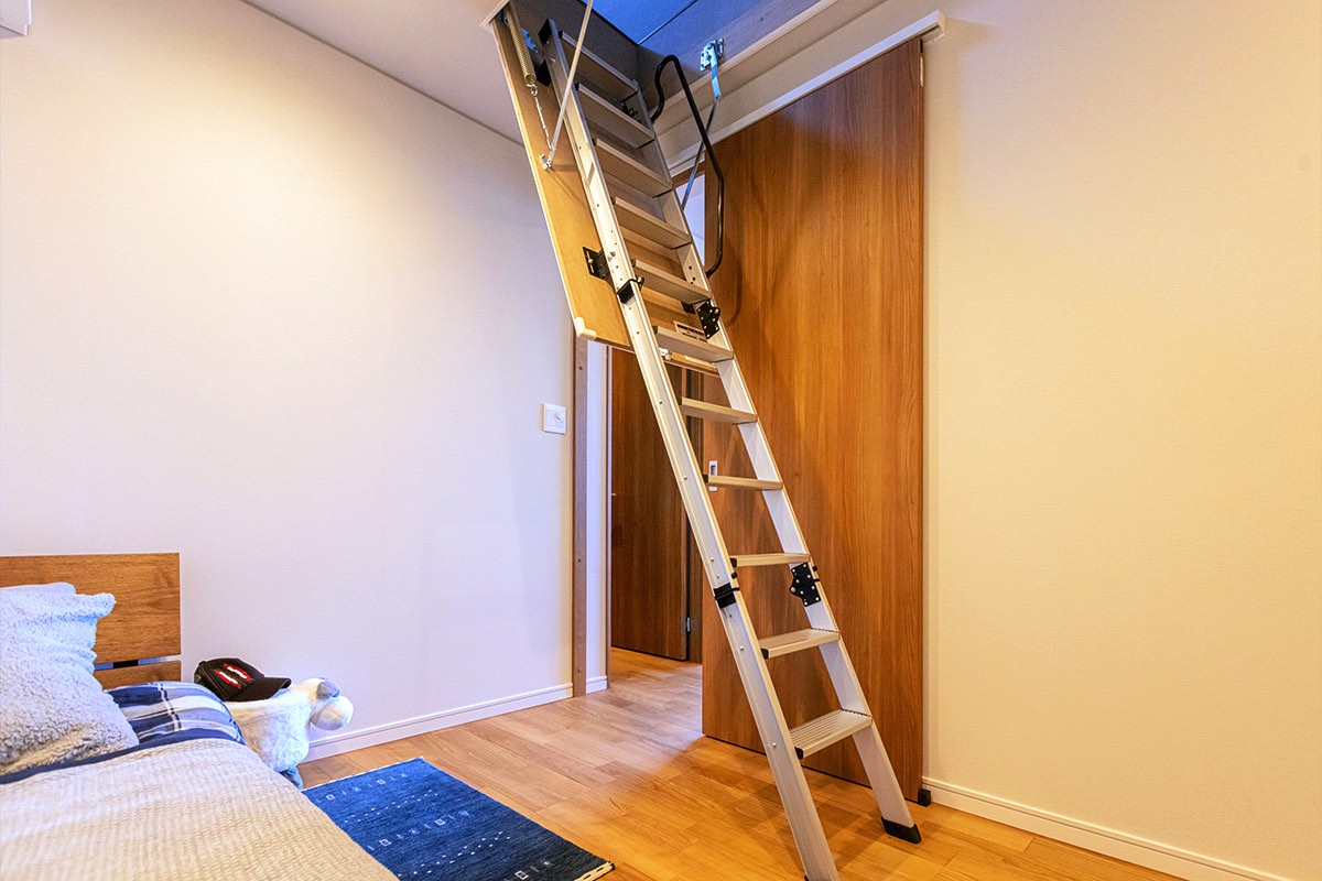 Ambers（グローバルハウス）／小屋裏