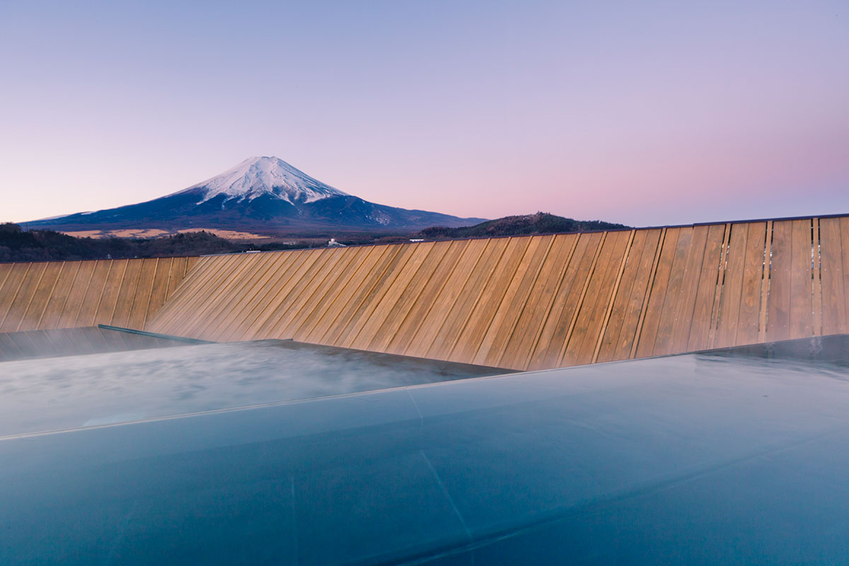 富士山温泉 ホテル鐘山苑 温泉の写真 1