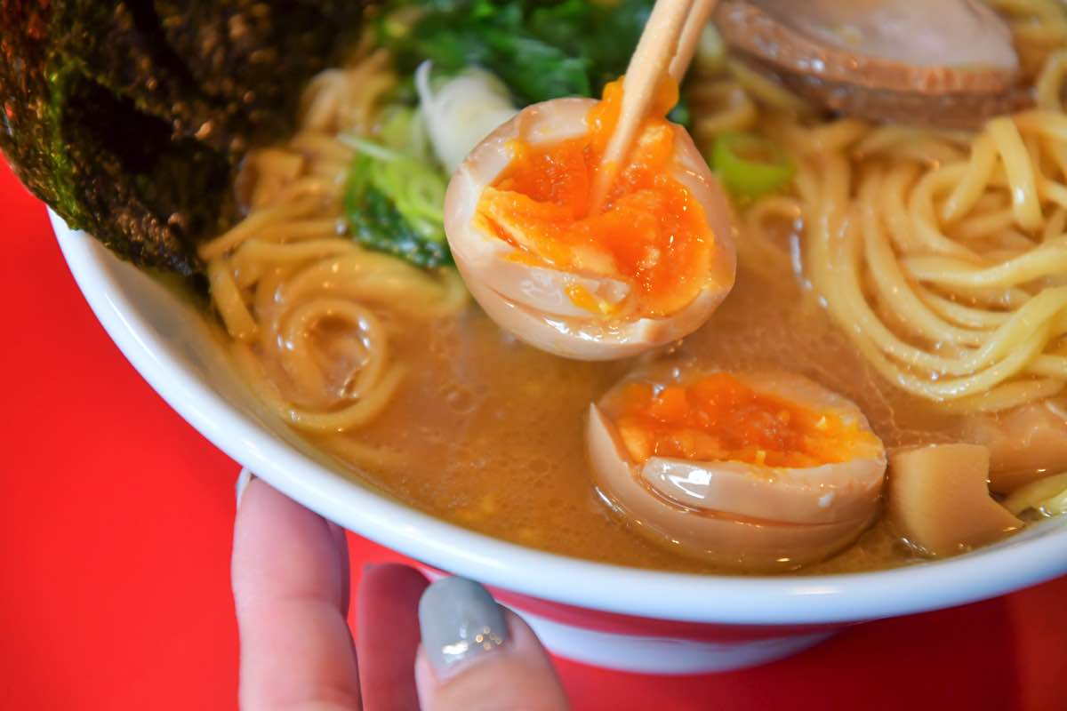 横浜ラーメン徳栄家