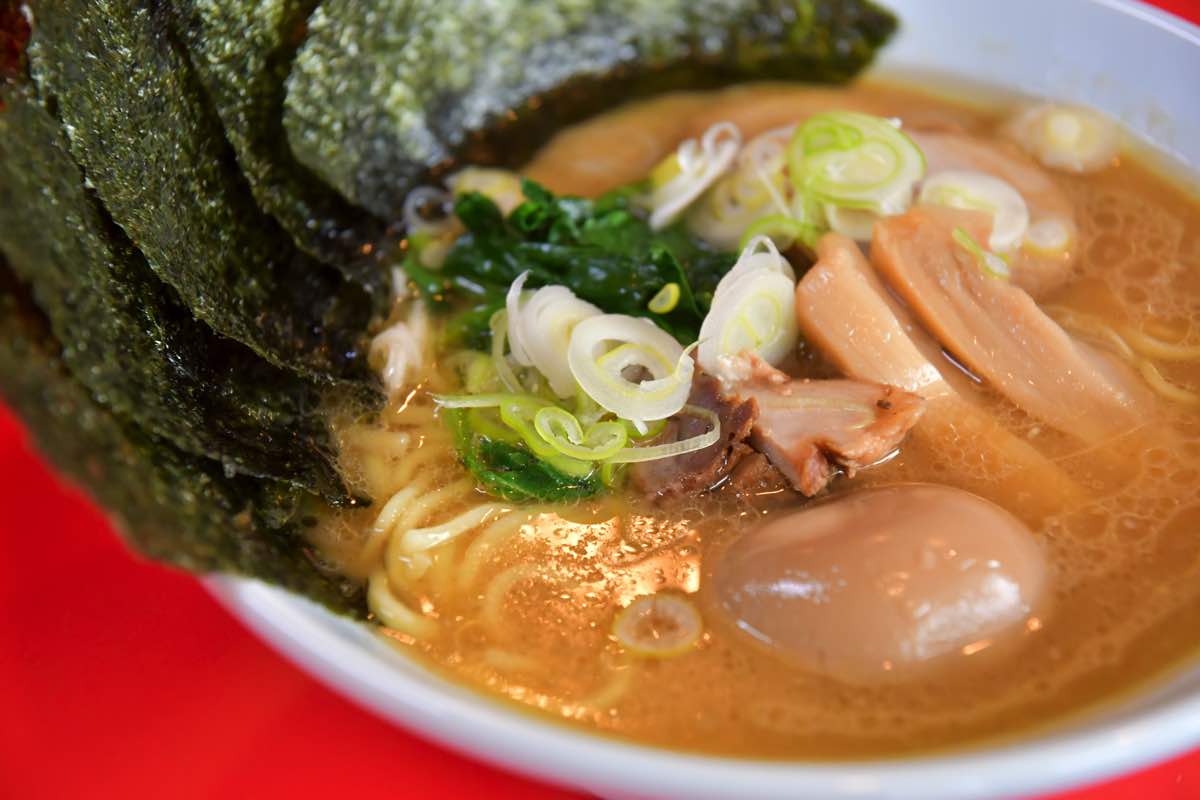 横浜ラーメン徳栄家