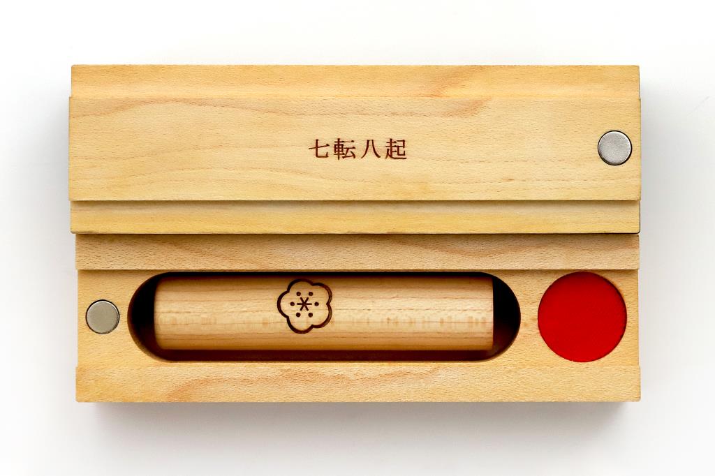 オーダーメイド印鑑 sinju/木のぬくもりを感じる「おまもり」