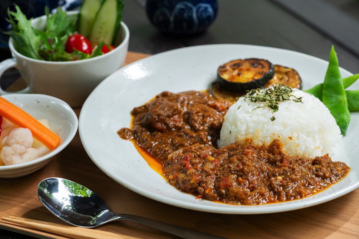 カフェ＆ギャラリー 昼のふくろう