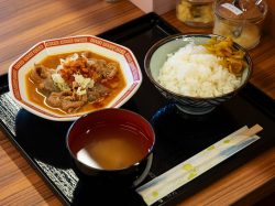 もつ煮定食 安西食堂