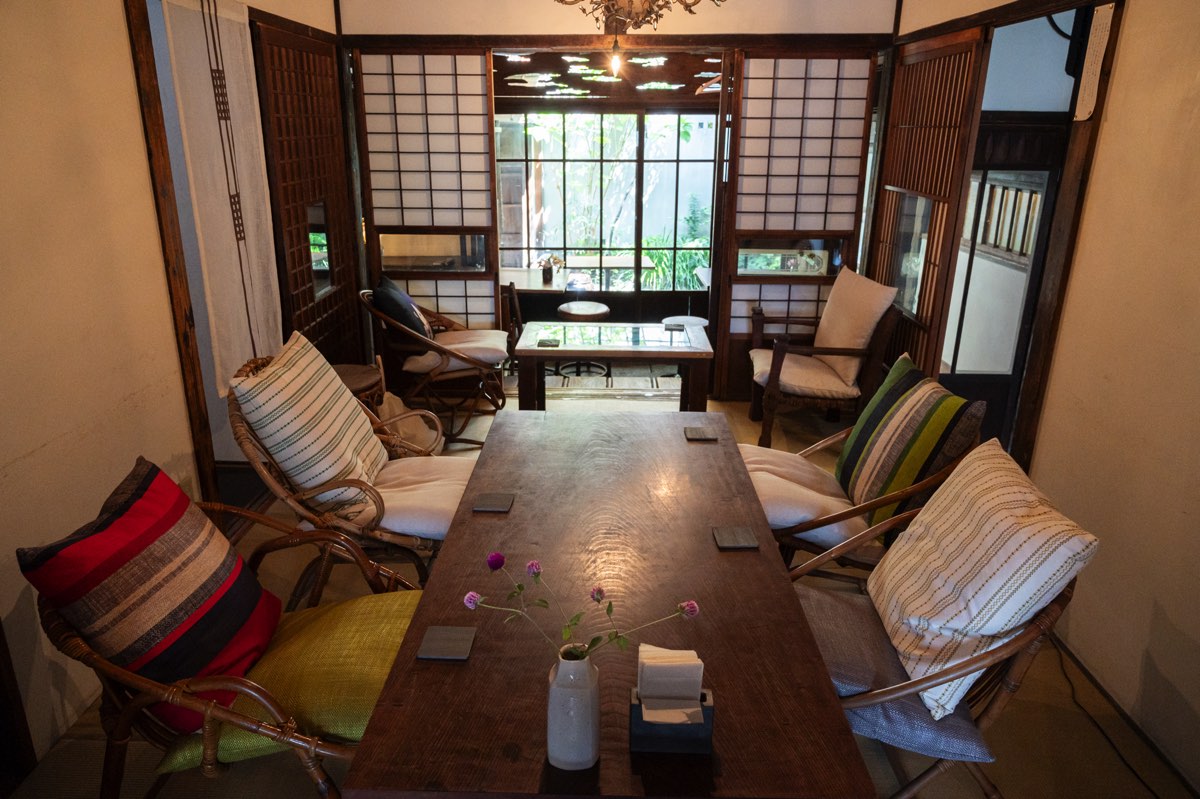 atti HOUSE 内観