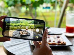 プロカメラマン直伝！スマホで旅写真の上手な撮り方