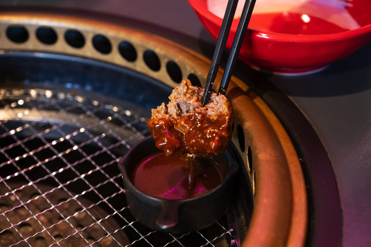 炭火焼ハンバーグ専門ばーぐはん