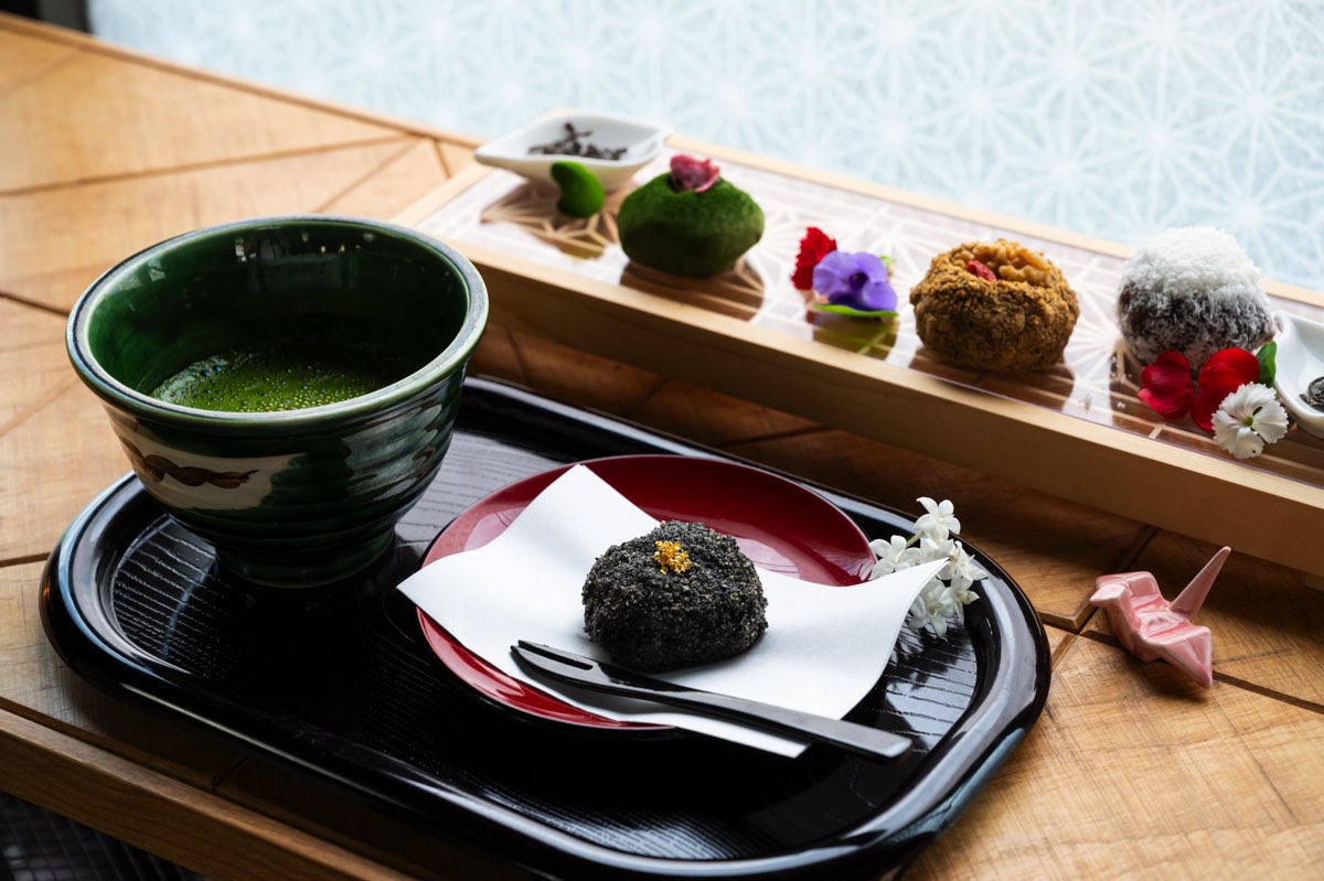 おはぎ屋 もともち 富士の春夏秋冬～四季～