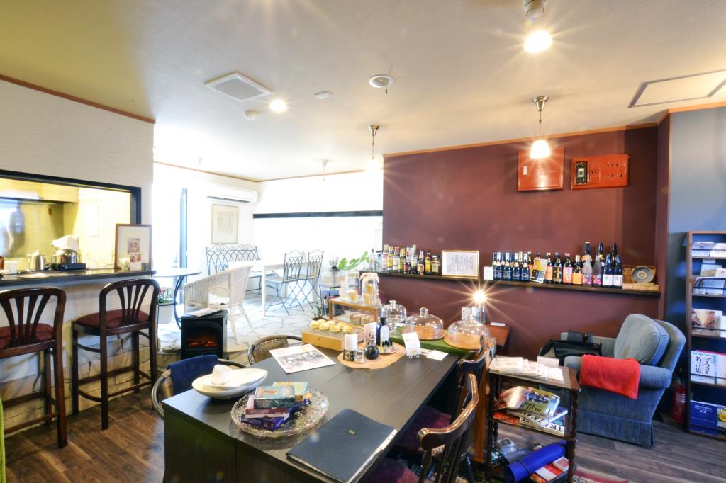 Cafe＆Bar TomoDollの店内
