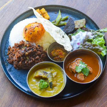 カレー屋 サーカス 外観