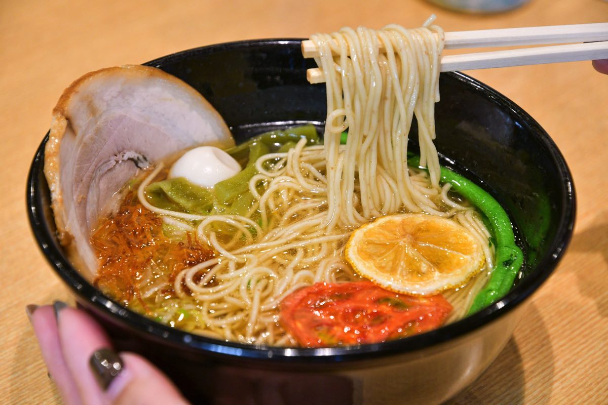やまなし源水ラーメン