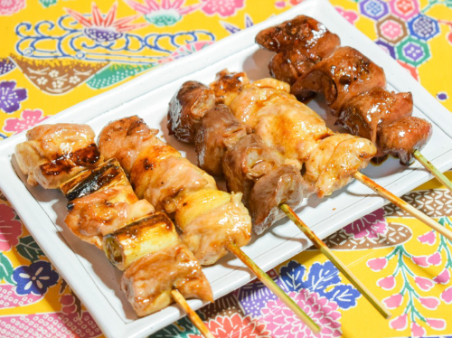 焼き鳥ともつ煮 沖縄料理の店 まんまるのやきとり