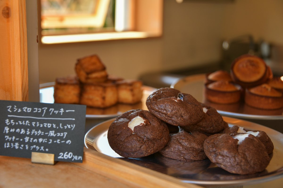 甲斐市「LILY bake&coffee」風味豊かな焼菓子テイクアウト専門店2024年1月17日オープン