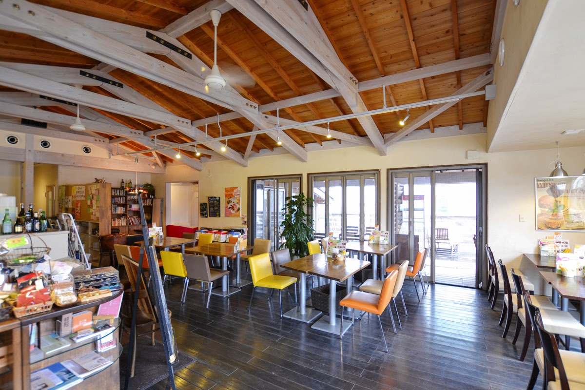 The CAFE L.D.K 内観