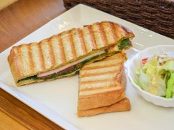 CAFE＆BAR KoBuTa