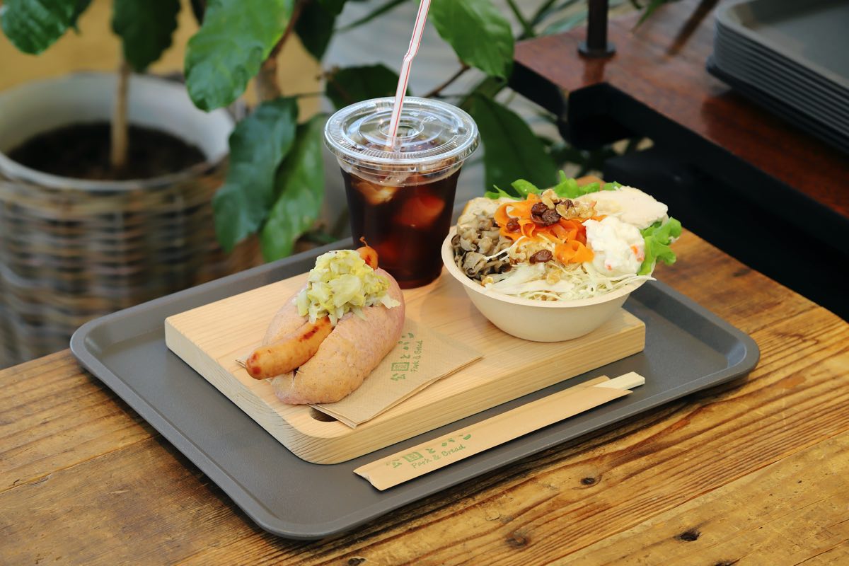 公園とパン ランチ